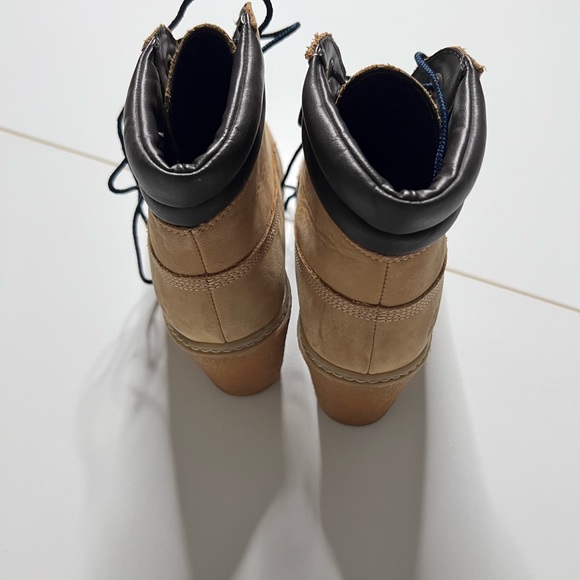 Timberland bootees for women size 7 good condition - Picture 3 of 7